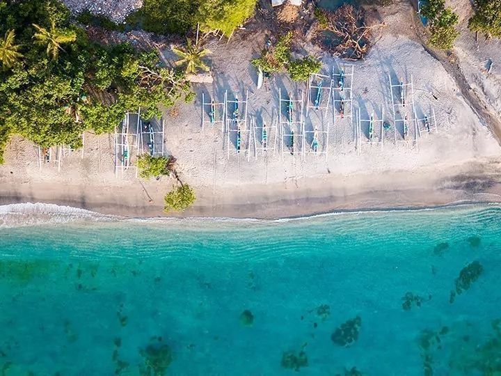 Island hopping in Indonesia