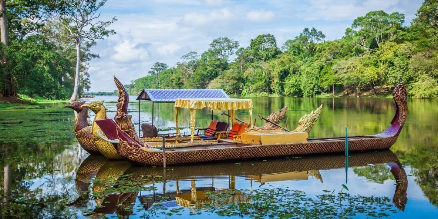 Gondola ride on river in Siem Reap