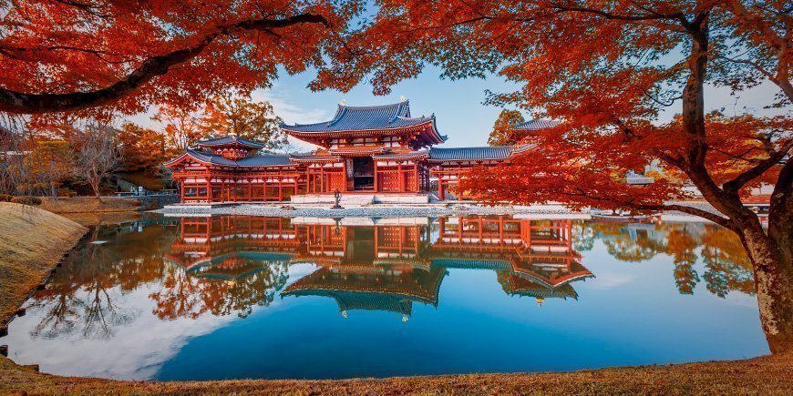 Autumn colours at a temple in Kyoto, Japan