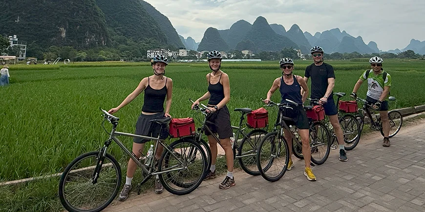 Cycling with the family in Yangshuo, China