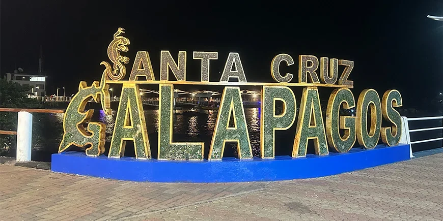 Santa Cruz sign on Santa Cruz Island in the Galápagos Islands