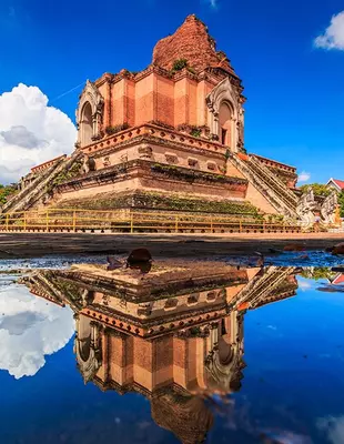 Wat chedi luang temple in Chiang Mai