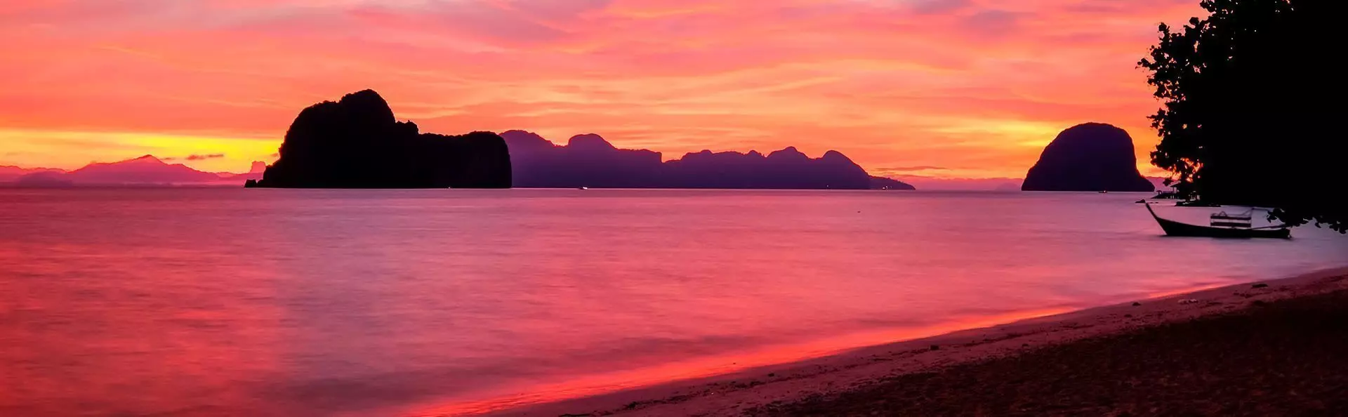 Sunset on Koh Ngai in Thailand